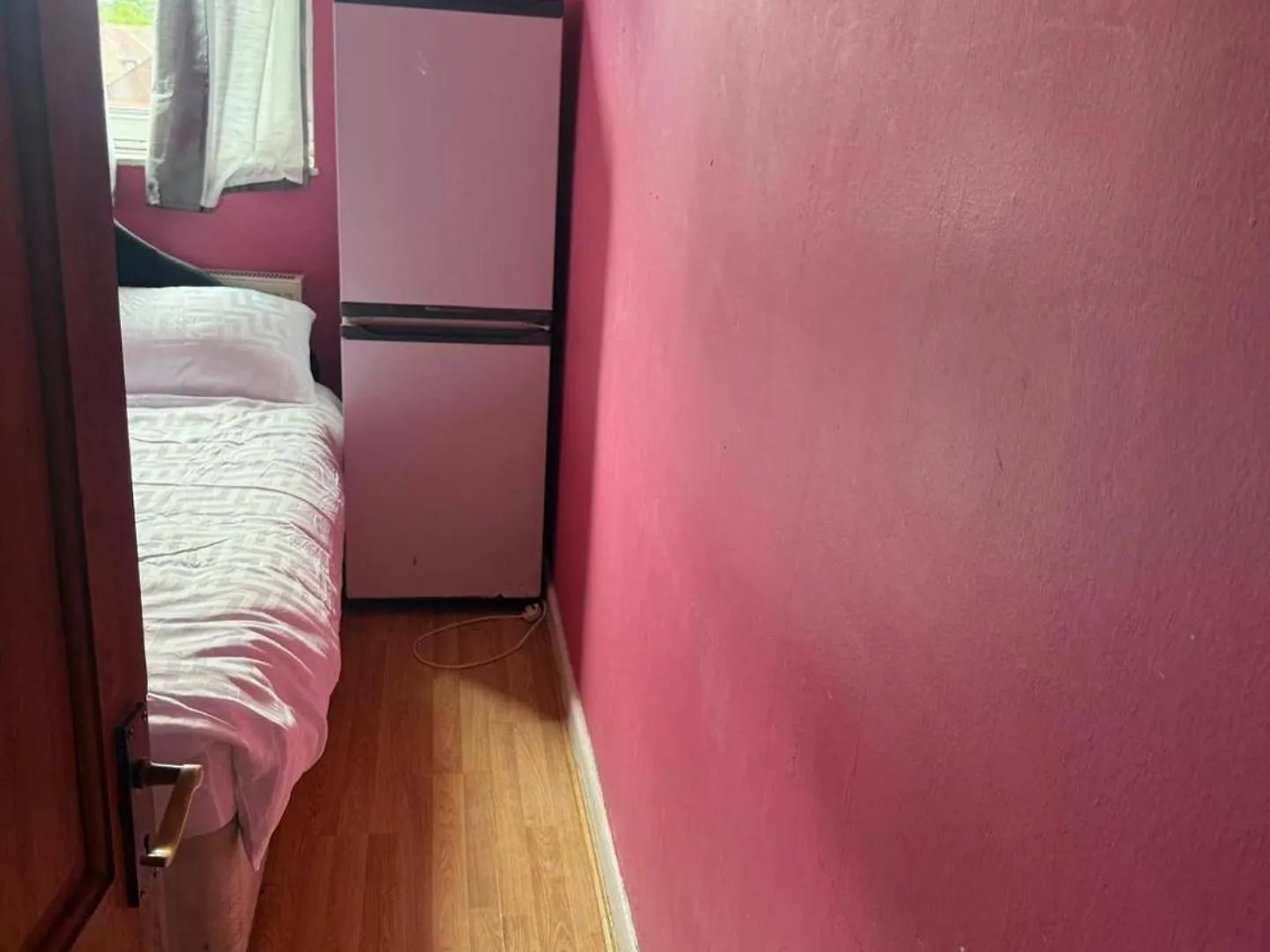 6 Guests - 3 Bedrooms - Close to London Center 0*,  Storbritannien
